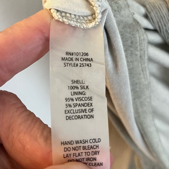 Soft Surroundings Beaux Arts Silk Tunic Top Taupe Embellished Sz S - Picture 11 of 12